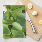 蓮の花のフィールド夏の庭 キッチンタオル (四つ折り)