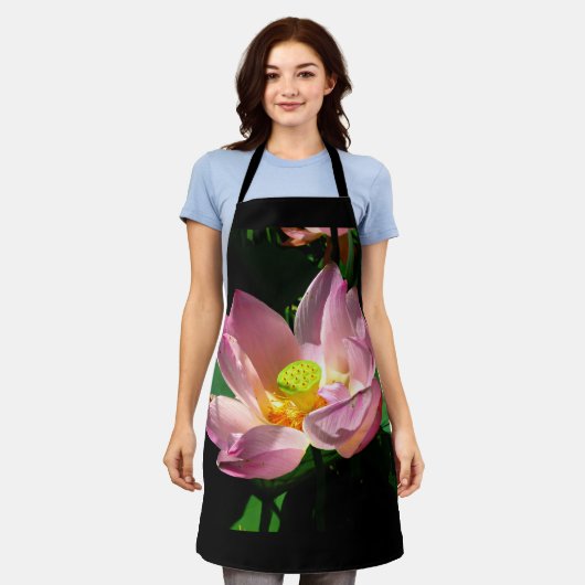 蓮の花 エプロン (着用した状態)