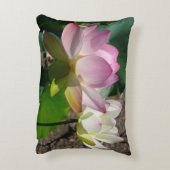 蓮の花I アクセントクッション (裏面(縦))