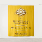 蓮の黄色い金のインドの結婚式の写真背景 タペストリー (正面)