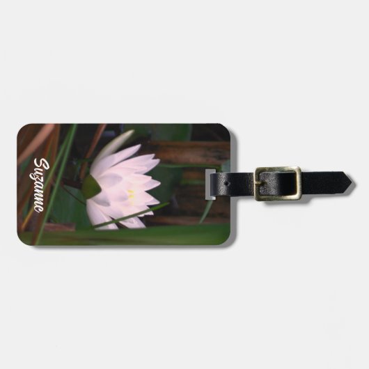 蓮白熱［赤熱］光を放つ水百合花パーソナライズされた ラゲッジタグ (正面横)