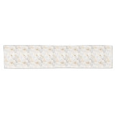 薄いクリームの上の白いラン ショートテーブルランナー (横)