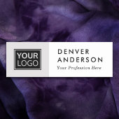 薄いグレーと白カスタムのロゴ、名前とタイトル 名札