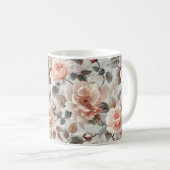 薄い灰色に灰色葉の花を付けたクリーム コーヒーマグカップ (正面右)