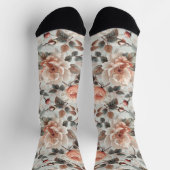 薄い灰色に灰色葉の花を付けたクリーム ソックス (上部)