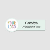 薄い緑のロングネームカスタムタグのロゴ丸型 名札 (正面)