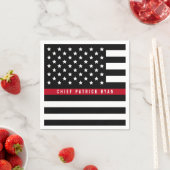 薄い赤いライン消防フラグ名の追加 スタンダードカクテルナプキン (インサイチュ)