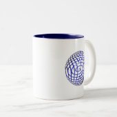 薄い青い線のグローブとパニックボタン ツートーンマグカップ (正面右)