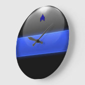 薄い青い線の軍曹ストライプ(金ゴールドトリム) ラージ壁時計 (傾斜)