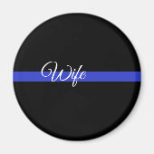 薄い青い線：警察の妻 マグネット (正面)