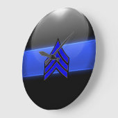 薄い青い線 – 軍曹ストライプランクInsignia ラージ壁時計 (傾斜)