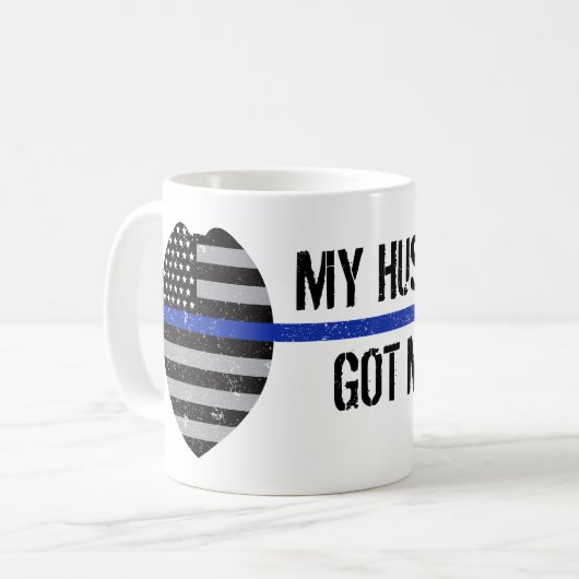 薄い青い線、Got Your Six、警察の妻 マグ (正面左)