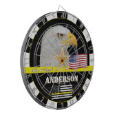 薄い黄色のライン、米国国旗、ディスパッチャ/アメリカ ダーツボード (正面左)