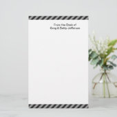 薄い黒とグレーの対角線ストライプ線 便箋 (スタンド正面)