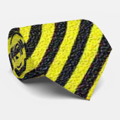 薄い黒と黄色の対角ストライプ線 ネクタイ (ロール)