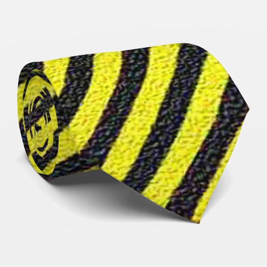 薄い黒と黄色の対角ストライプ線 ネクタイ (ロール)