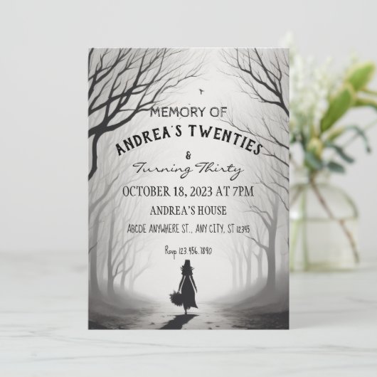 薄暗い霧の女の子の森の誕生日ハロウィーン 招待状 (スタンド正面)