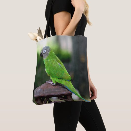 薄暗い頭のコンキュアのオウム トートバッグ (クローズアップ)