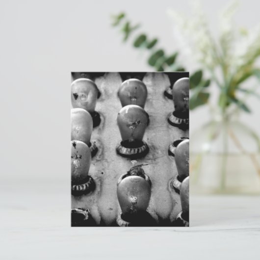 薄暗い ポストカード (スタンド正面)