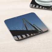 薄暗がりのアーサーRavenel Jr.橋 コースター (左側)