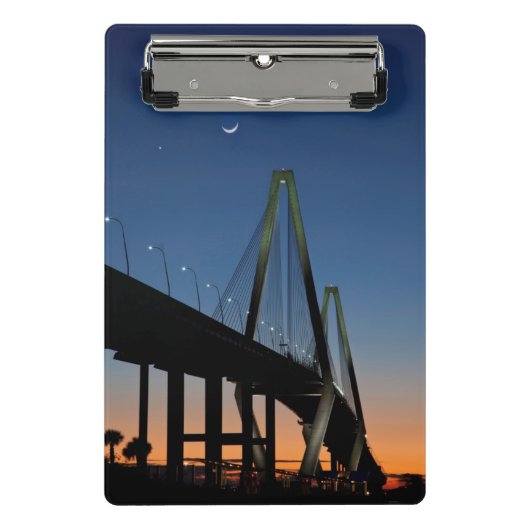 薄暗がりのアーサーRavenel Jr.橋 ミニクリップボード (正面)
