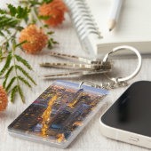 薄暗がりのシカゴの都心のスカイライン キーホルダー (正面右)