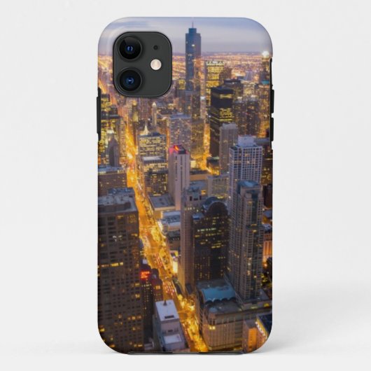 薄暗がりのシカゴの都心のスカイライン Case-Mate iPhoneケース (裏面)