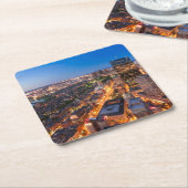 薄暗がりのボストンのスカイライン スクエアペーパーコースター (アングル)