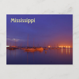 薄暗がりのマリーナのミシシッピーのヨット ポストカード