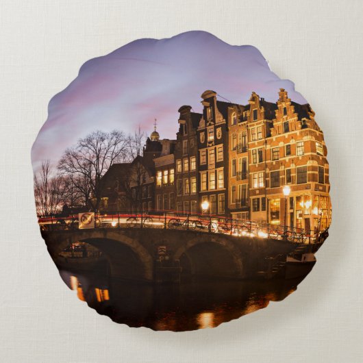 薄暗がりの円形の枕のアムステルダム運河の家 ラウンドクッション (裏面)