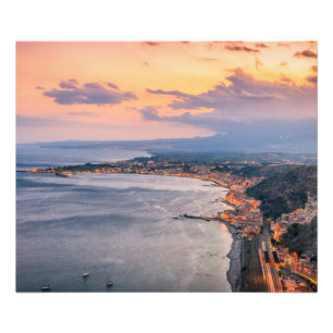 薄暗がりの写真のプリントのTaormina フォトプリント