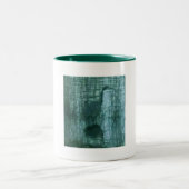 薄暗がりの素晴らしい青鷲 ツートーンマグカップ (中央)