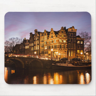 薄暗がりのmousepadのアムステルダム運河の家 マウスパッド