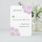 薄紫の紫色のレースRSVPカード 出欠カード (スタンド正面)
