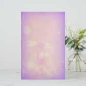 薄紫の繊細なデイジー 便箋 (スタンド正面)