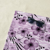 薄紫の花の模様 ビーチタオル (インサイチュ)