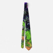 薄紫の花葉とモザイクで刻まれた熟成 ネクタイ (裏面)