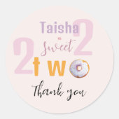 薄紫ピンクスプレッルドーナツウォーターイラストレーション ラウンドシール (正面)