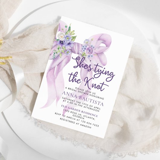薄紫ボウシェズタイイングザノットフローラブライダルシャワー 招待状