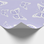 薄紫紫と白の蝶のモチーフ ラッピングペーパー (角)