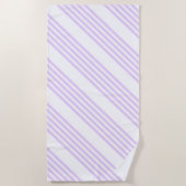 薄紫紫と白の5つのパタストライプーン ビーチタオル (正面)