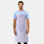 薄紫色のスノーフレークとキラキラしたハート エプロン (着用した状態)