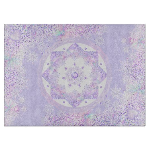 薄紫色のスノーフレークとキラキラしたハート カッティングボード (正面)