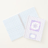 薄紫色のスノーフレークとキラキラしたハート ノートブック (内部)