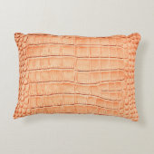 薄茶色のワニ革のテクスチャ アクセントクッション (裏面)