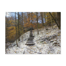 薄雪のヘムロックの断崖，インディアナ