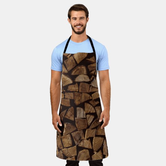 薪の山 エプロン (着用した状態)