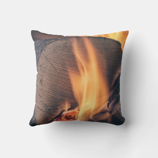 薪を燃やす クッション (裏面)