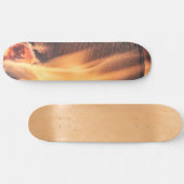 薪を燃やす スケートボード (横)