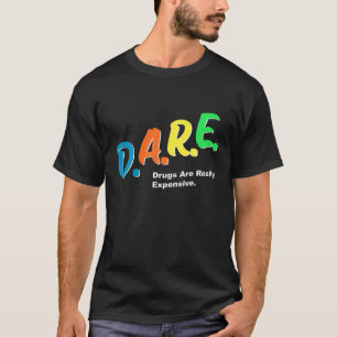 薬は本当に高価なユーモおもしろいアだと思う Tシャツ